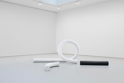 美国纽约展出卡罗·波维雕塑作品