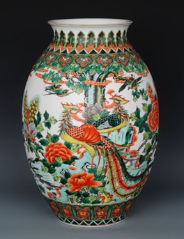 景德镇当代陶瓷名品近日在武汉展出