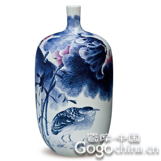 景德镇陶瓷艺术大师精品展近日在上海徐汇展出