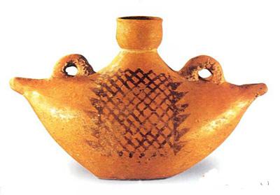 新石器时代酒具 船型彩陶壶