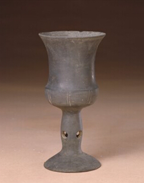 新石器时代龙山文化黑陶高柄杯