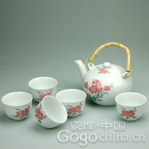 陶器茶具与瓷器茶具的区别