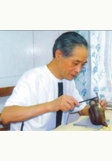 鲍仲梅陶瓷工艺美术大师