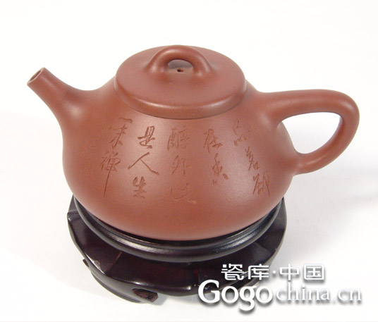 紫砂茶具风靡中外，其美观价值更具文化特性