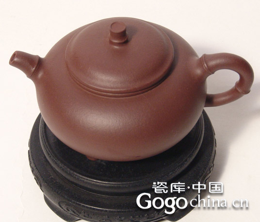 龙年礼品紫砂茶具热，自然而然的受到了人们的欢迎