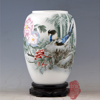 手绘釉下五彩富贵竹鸟陶瓷花瓶
