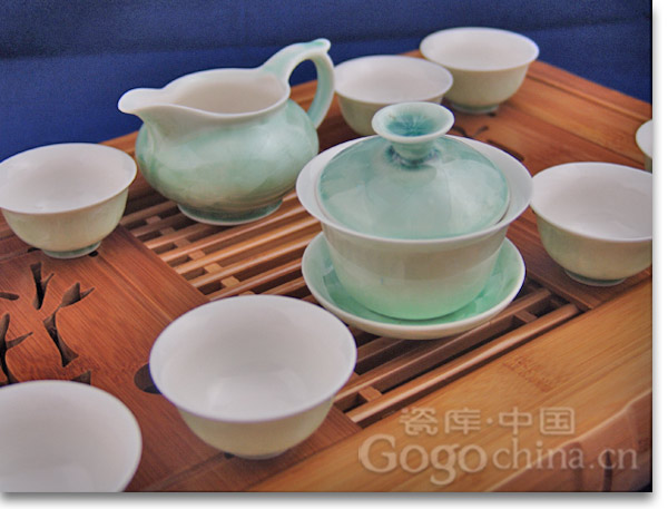 “玉瓷王”绿色宝石结晶釉10头高档功夫茶具